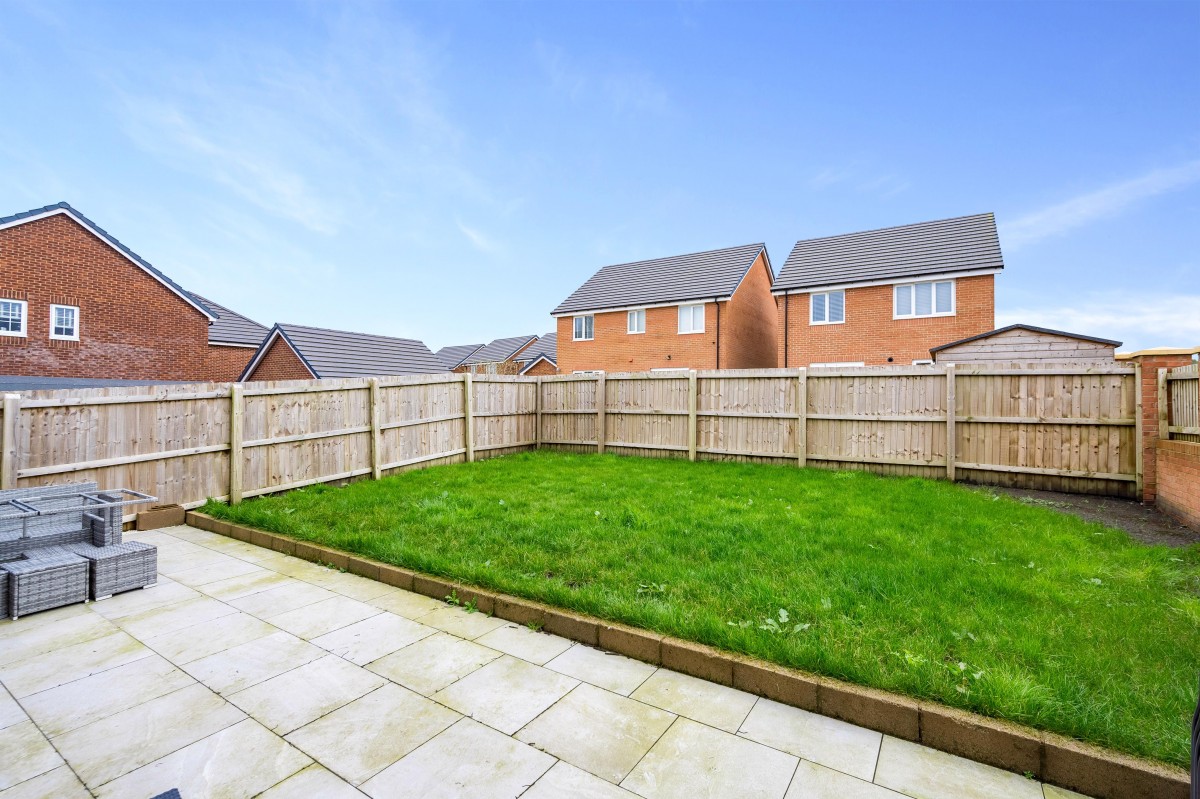 Images for Broadleaf Crescent, Standish, Wigan