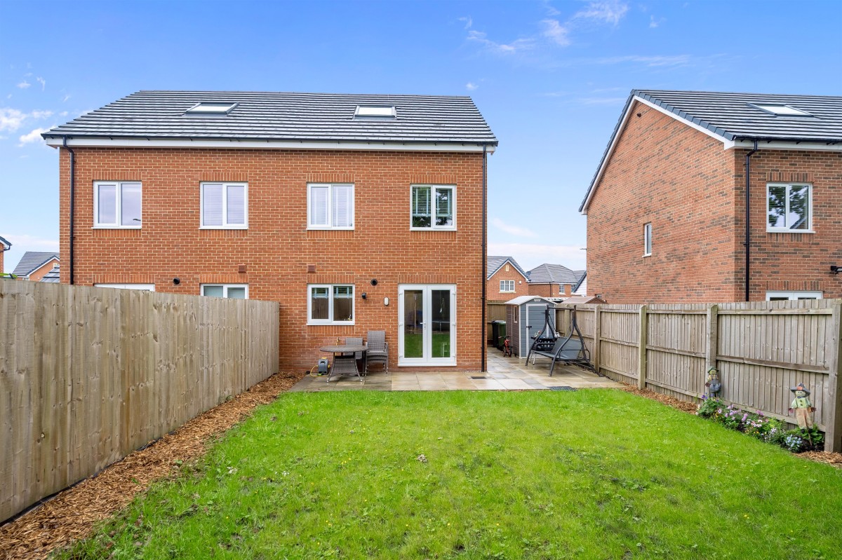 Images for Broadleaf Crescent, Standish, Wigan