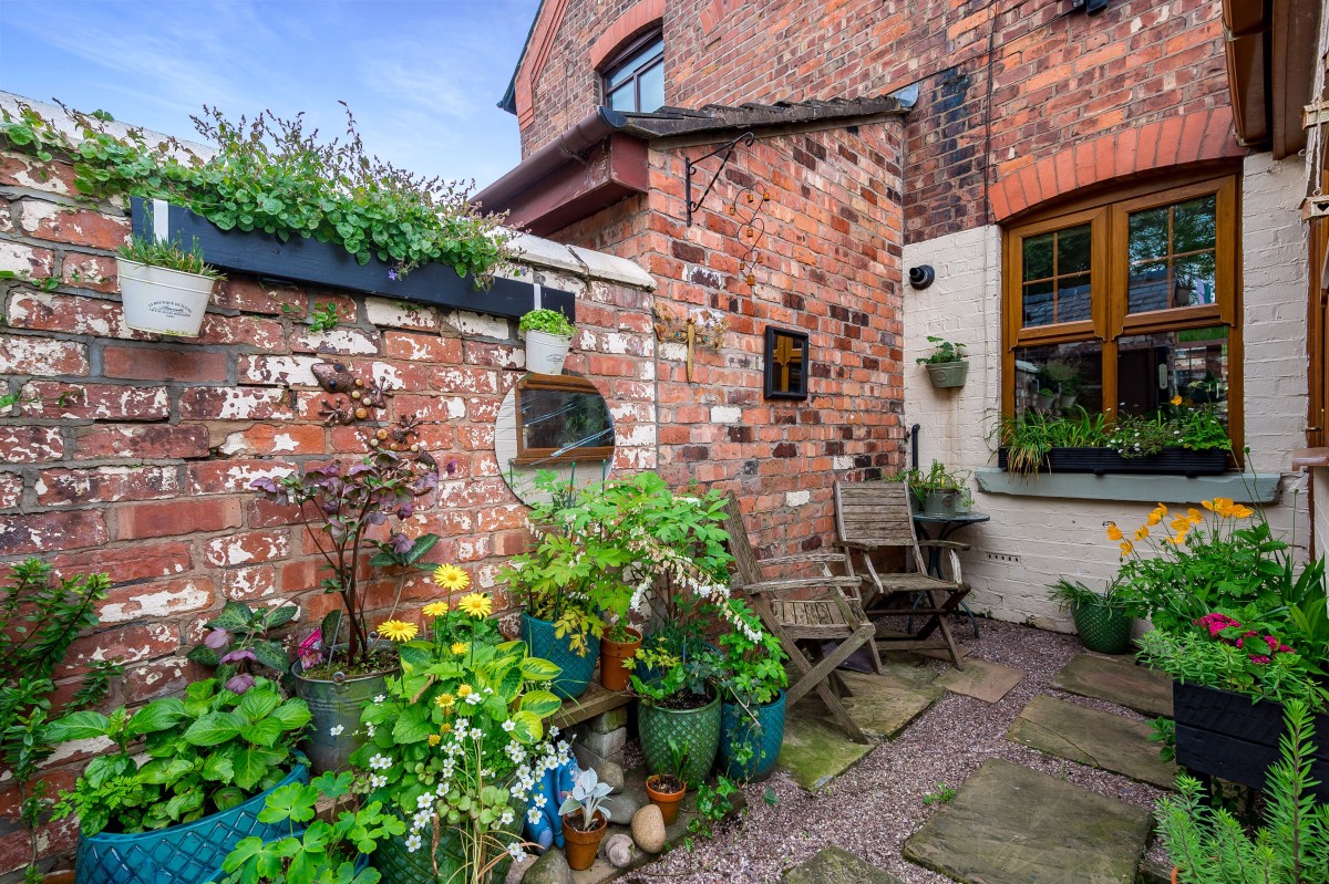 Images for Mayflower Cottages, Standish, Wigan