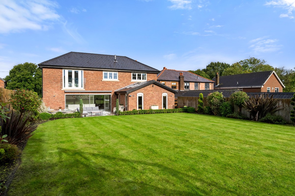 Images for Carr House Lane, Wrightington